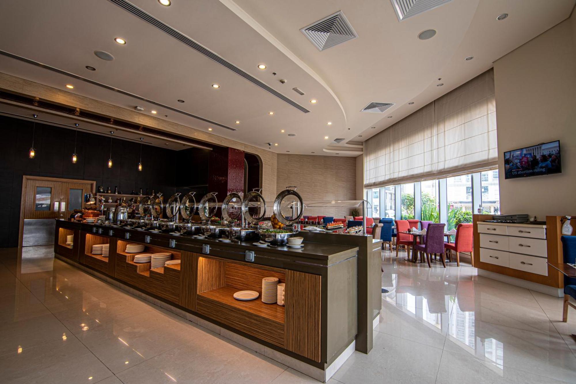 Novotel Fujairah Bagian luar foto